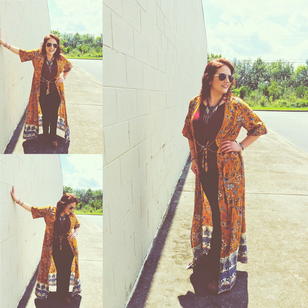 Welcome to my Closet, or my clothing addiction 🛍